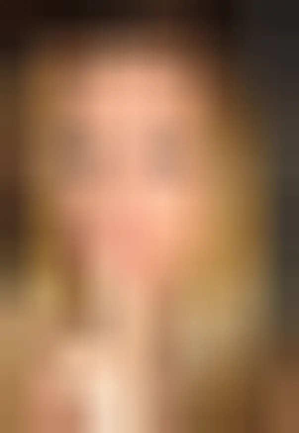 Flora, 22 anni — incontri sesso a Circoiscrizione III