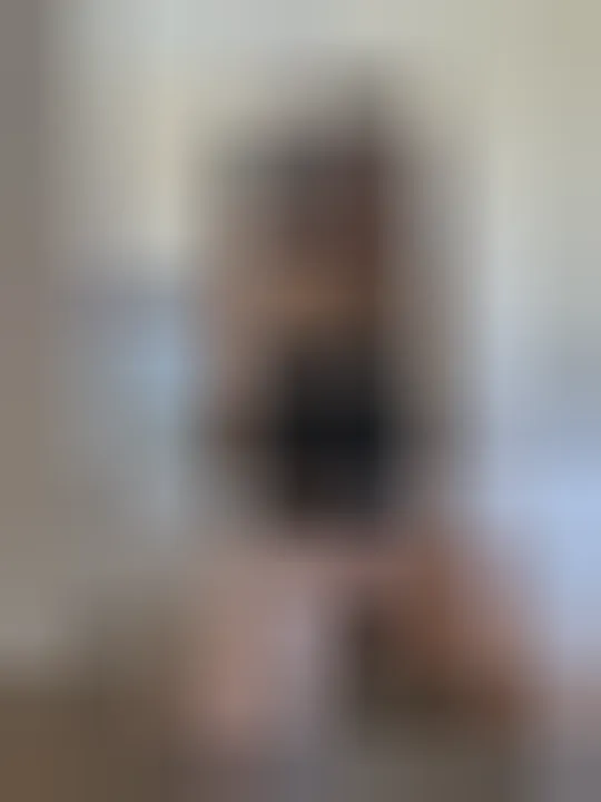 Noemi, 24 anni — incontri sesso a Trieste