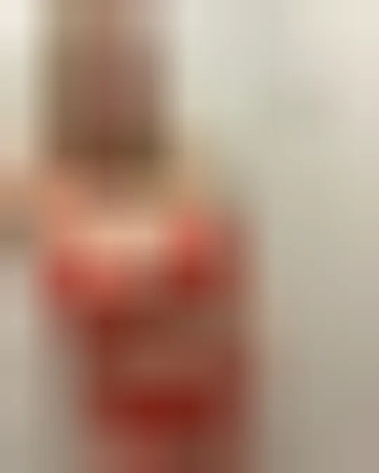 Elisa, 23 anni — incontri sesso a Centro