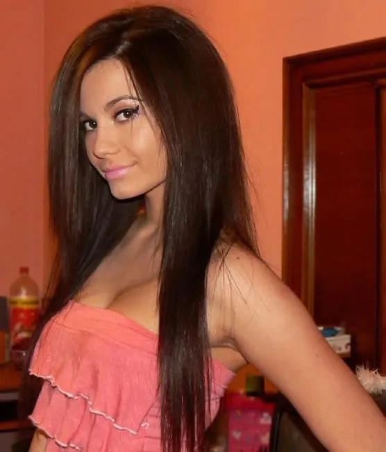 Raffaella, 25 anni — incontri sesso a Alghero