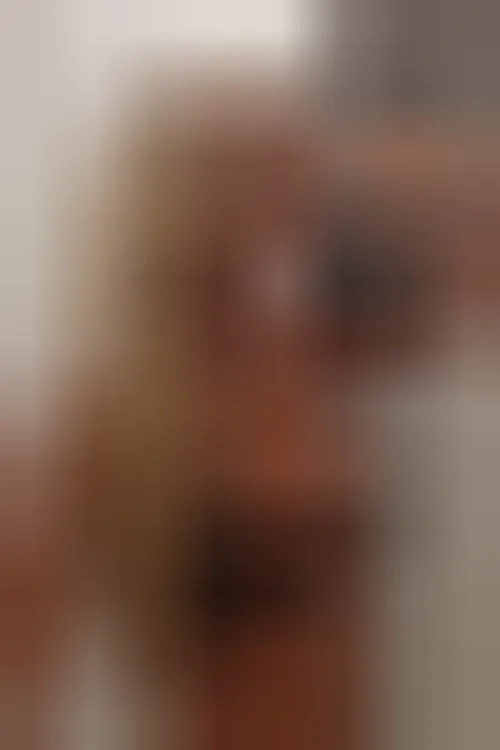 Martina, 24 anni — incontri sesso a Valenzano