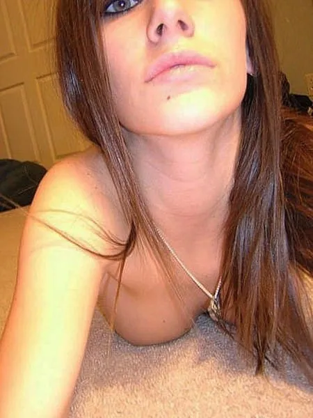 Simona, 24 anni — incontri sesso a Matera