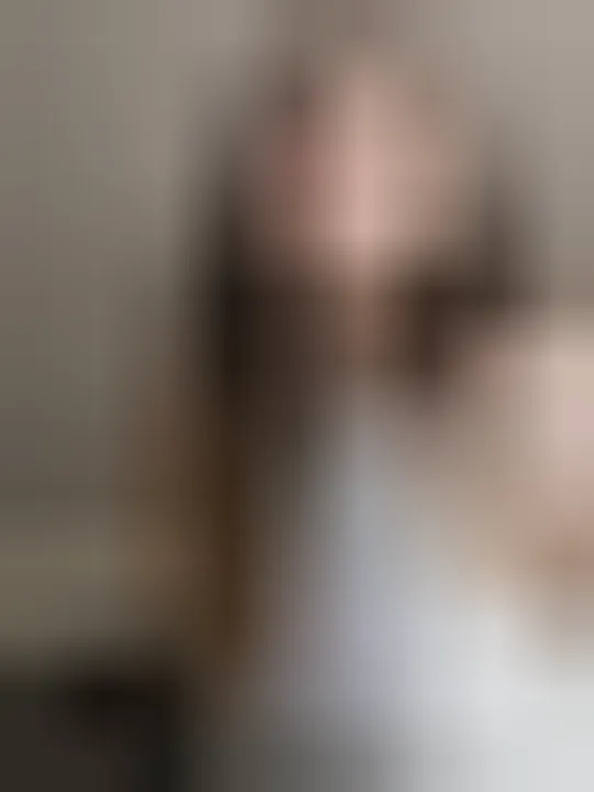 Lia, 23 anni — incontri sesso a Caltanissetta