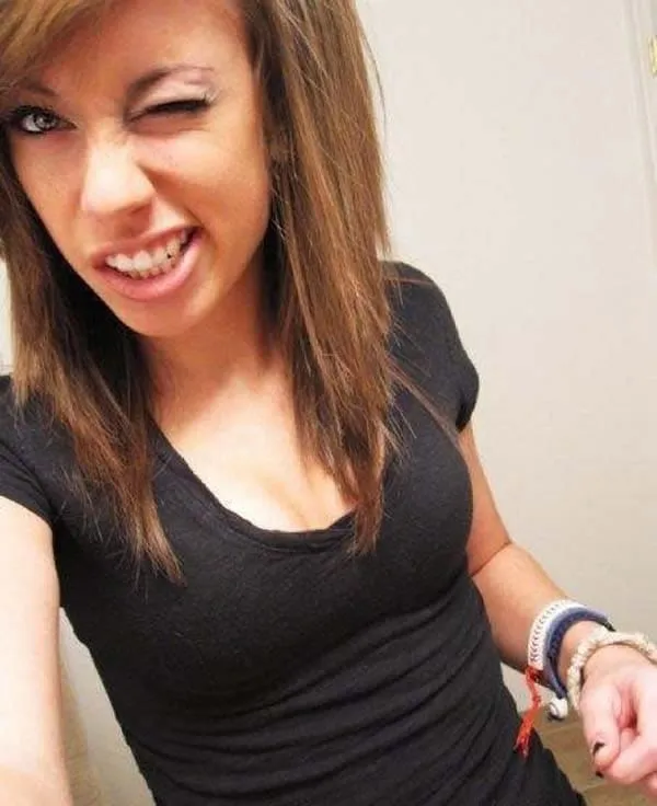 Rebecca, 22 anni — incontri sesso a Caserta