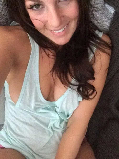 Chiara, 24 anni — incontri sesso a Bari