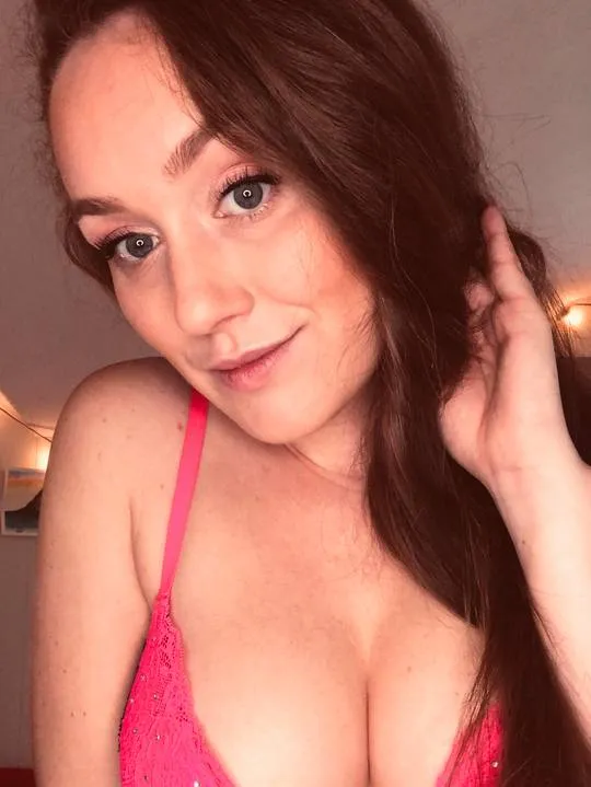 Raffaella, 27 anni — incontri sesso a Vittoria