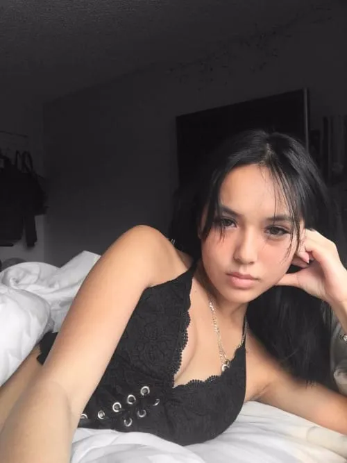 Noemi, 22 anni — incontri sesso a Ragusa