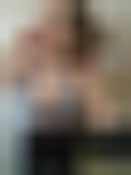 Adriana, 23 anni — incontri sesso a Triggiano