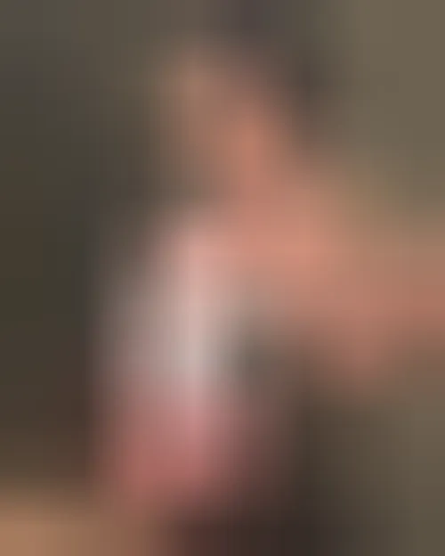 Giulia, 23 anni — incontri sesso a Carini