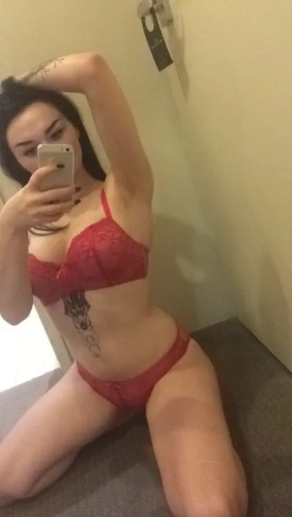 Maya, 32 anni — incontri sesso a Terni