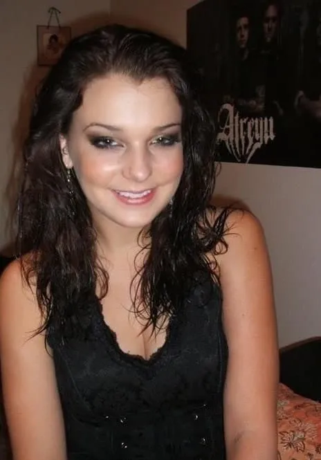 Adele, 23 anni — incontri sesso a Udine