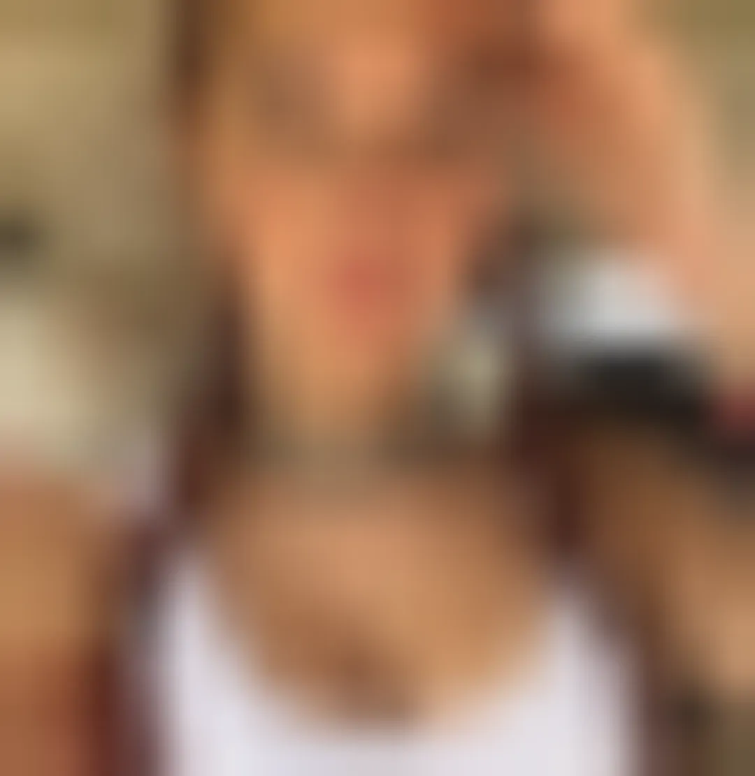 Simona, 22 anni — incontri sesso a Crotone