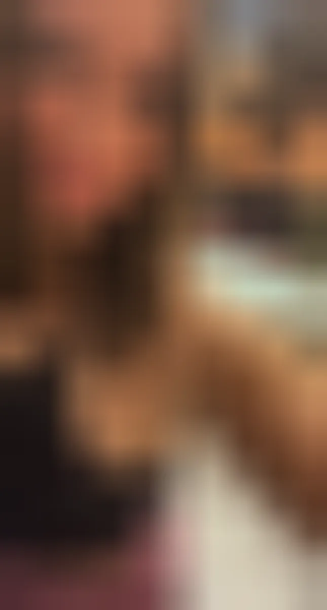 Michela, 27 anni — incontri sesso a Acerra
