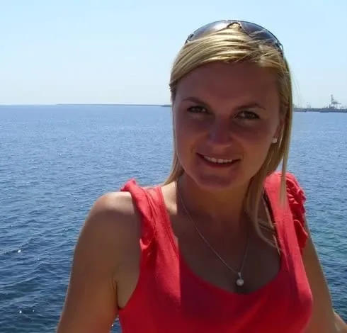 Martina, 24 anni — incontri sesso a L'Aquila